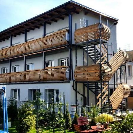 Roza Wiatrow Dom Wypoczynkowy Kołobrzeg Eksteriør bilde